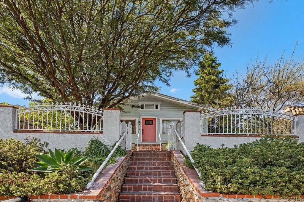 3578 CHAMOUNE Avenue