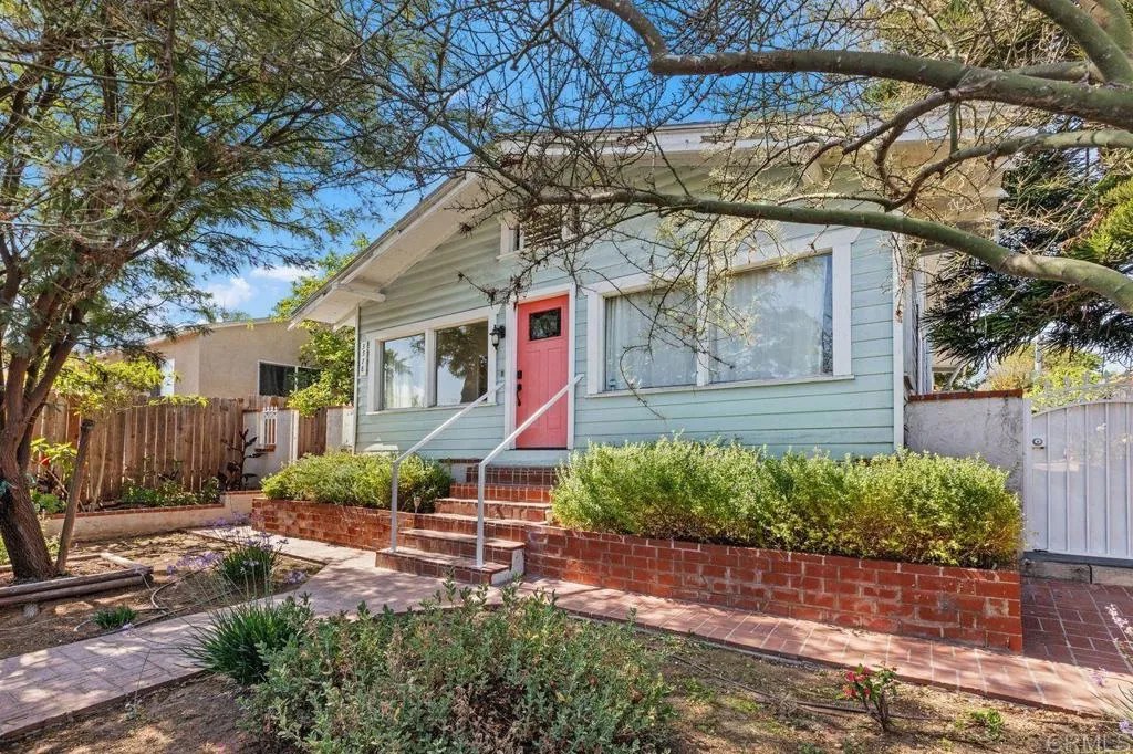 3578 CHAMOUNE Avenue