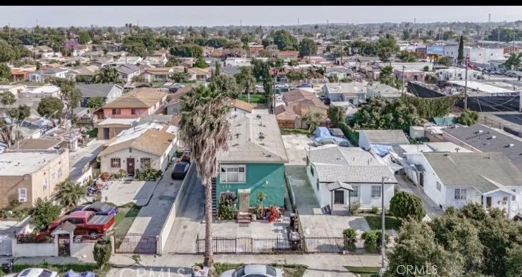 126 E 89th