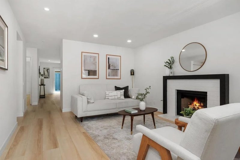 3521 Caminito Carmel Lndg