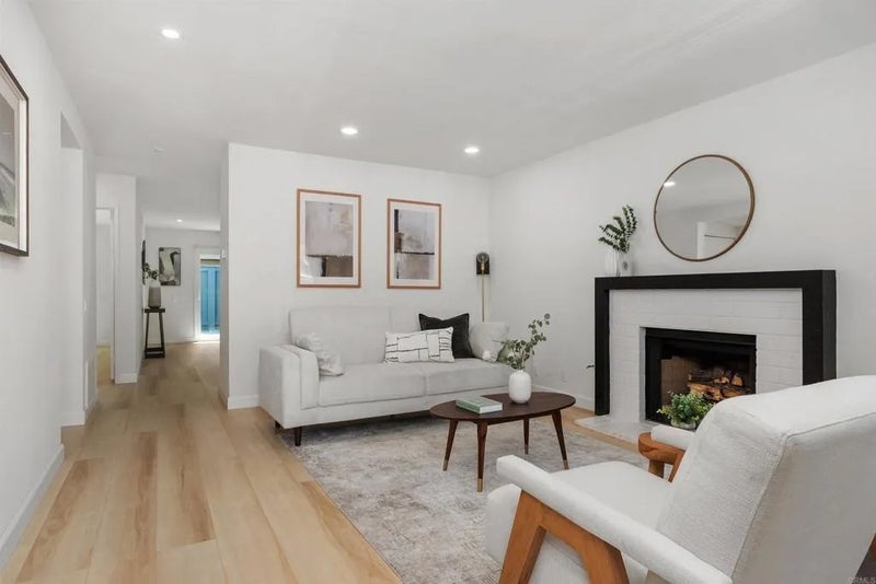 3521 Caminito Carmel Lndg