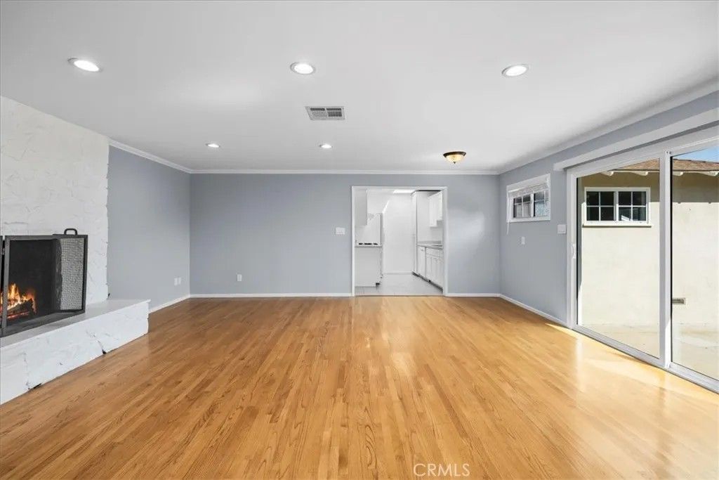 Photo of 2228 Warfield Avenue, Redondo Beach, CA 90278 (MLS # SB25280064)