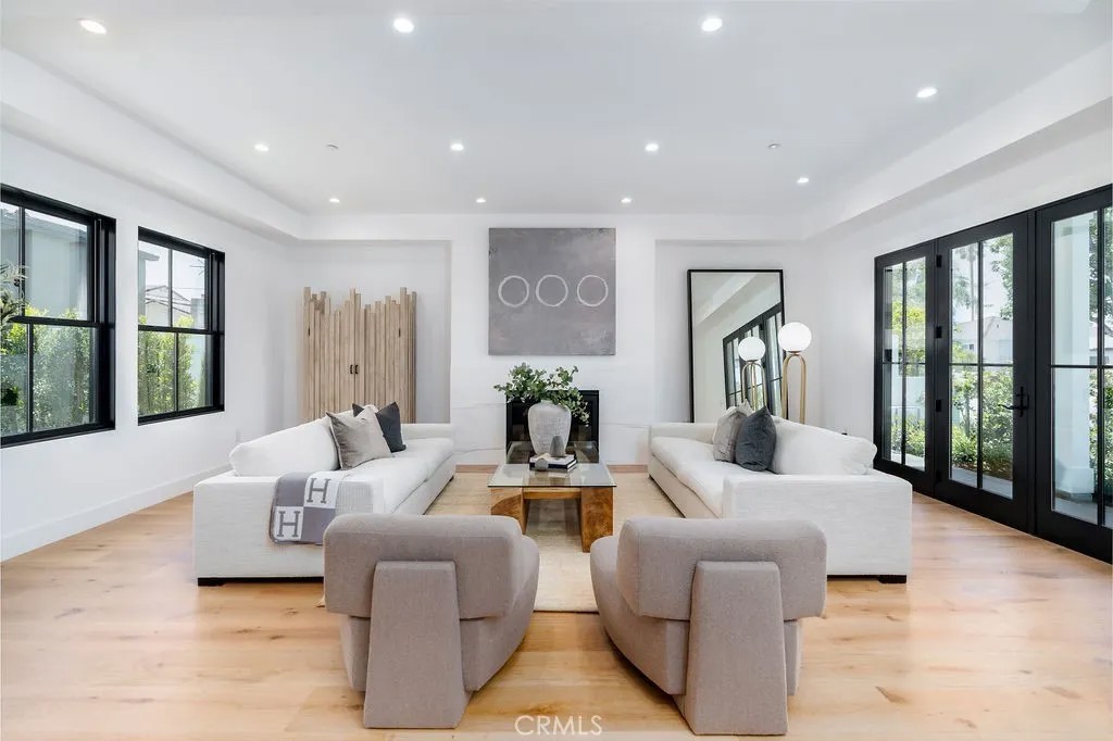 430 Tustin