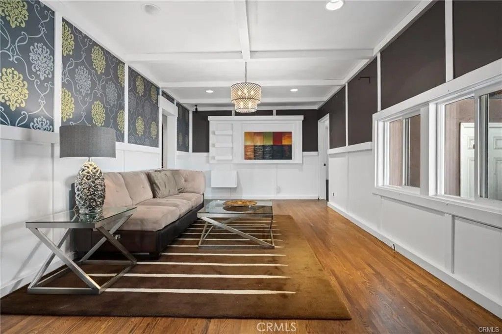 Photo of 19832 Welby, Winnetka, CA 91306 (MLS # SR25239955)