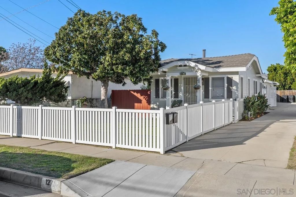 Photo of 127 W Saxon Ave, San Gabriel, CA 91776 (MLS # 260001521)