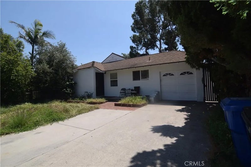 9930 Saticoy Street