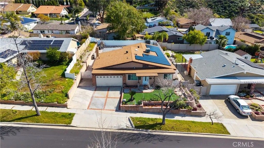 Photo of 28140 Tambora Drive, Canyon Country, CA 91351 (MLS # DW26032511)