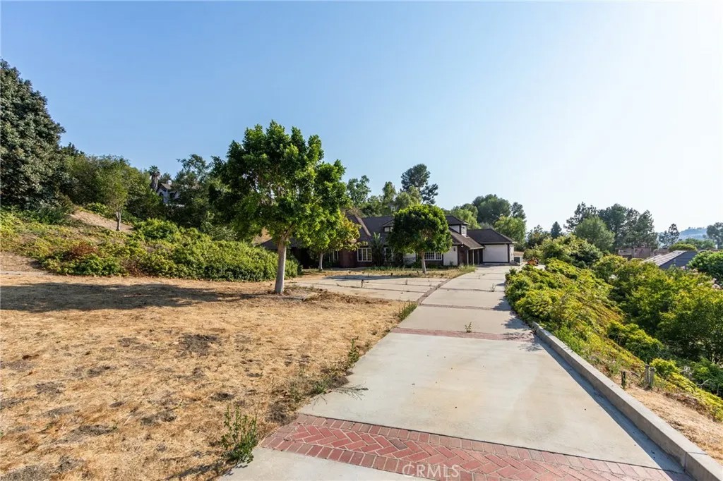 2945 Steeplechase Lane