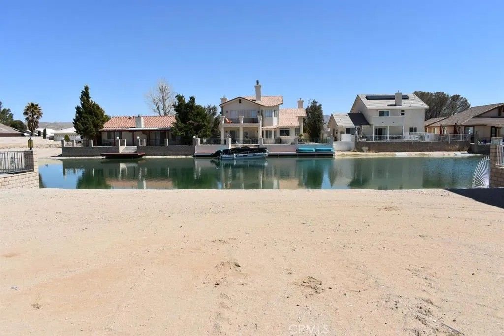 Photo of 26299 Driftwood, Helendale, CA 92342 (MLS # HD26112706)