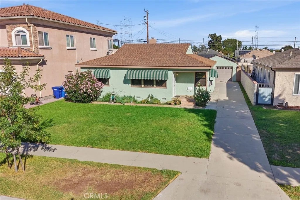 5922 Coldbrook