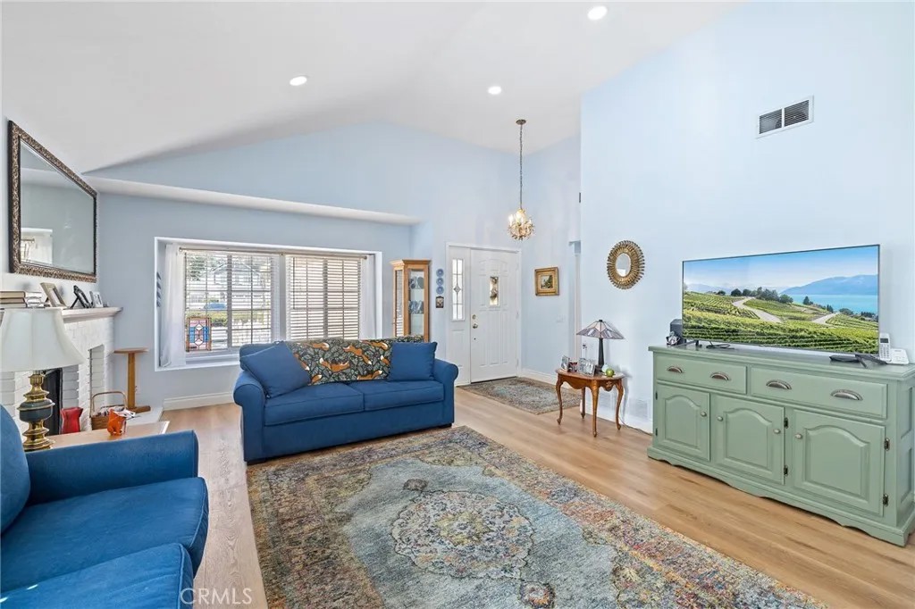 21092 Cedar Lane