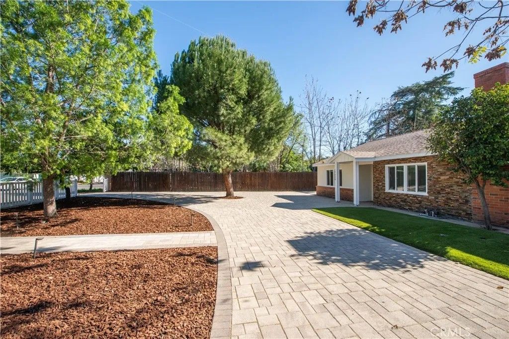 Photo of 17326 Chase, Northridge, CA 91325 (MLS # SR26015060)