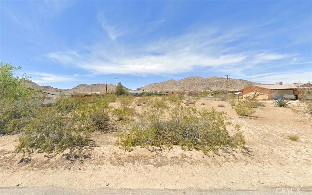 Photo of 4738 Avenida La Candela, Joshua Tree, CA 92252 (MLS # AR26071755)
