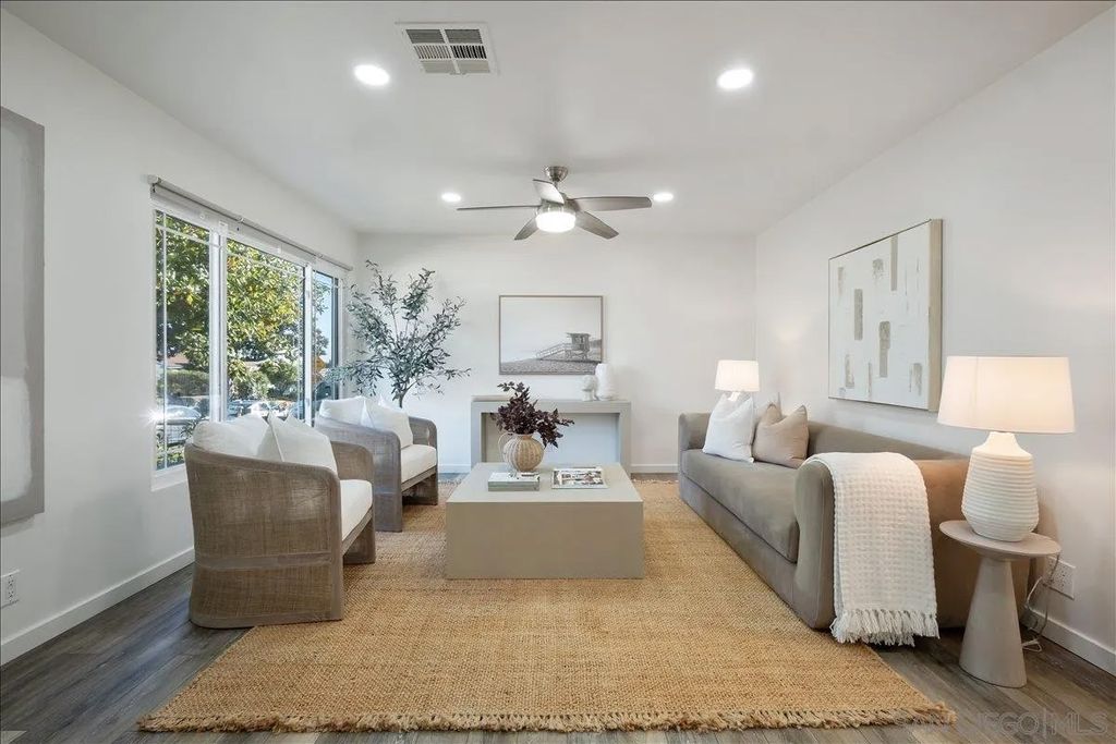 Photo of 616 Capistrano Dr, Oceanside, CA 92058 (MLS # 260009132)
