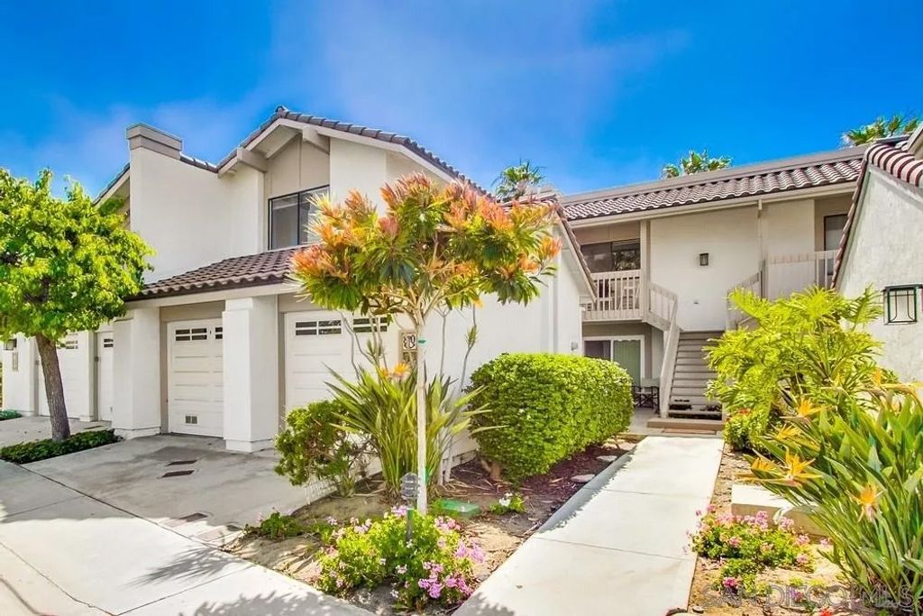 Photo of 80 Kingston, Coronado, CA 92118 (MLS # 260006785)