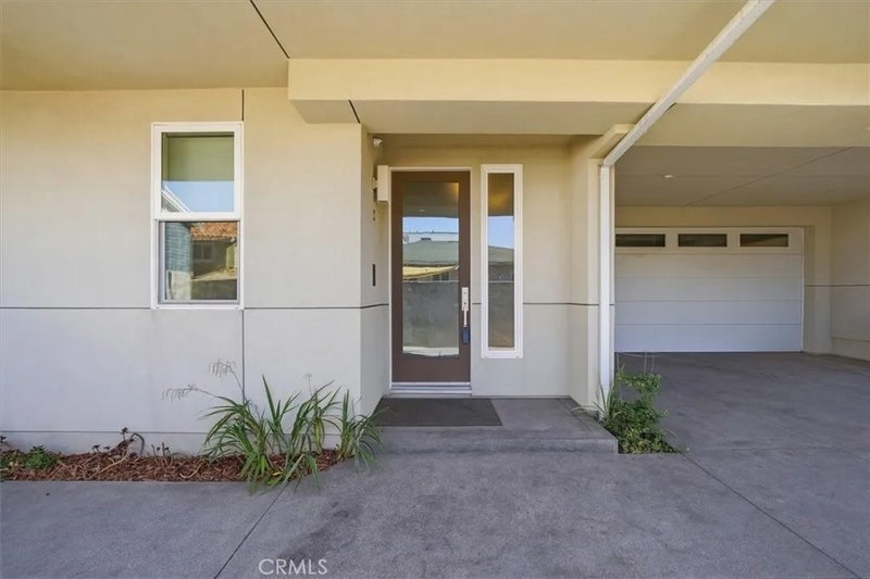 2707 Rockefeller Lane C