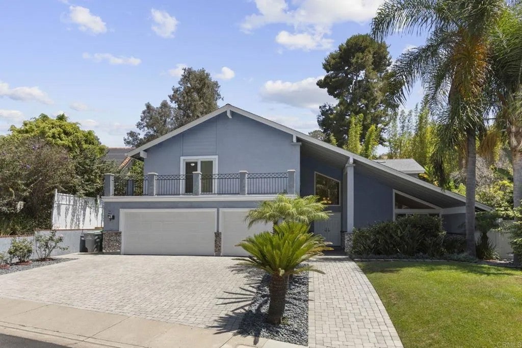 5545 Coral Reef Avenue