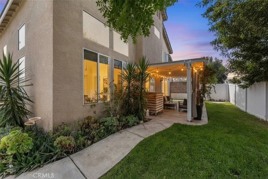 Photo of 10162 Basalt Ln, Mentone, CA 92359 (MLS # IG25264841)