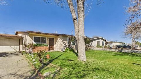 1529 E Avenue Q6 Palmdale CA 93550