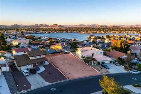 13727 Chinquapin Victorville CA 92395