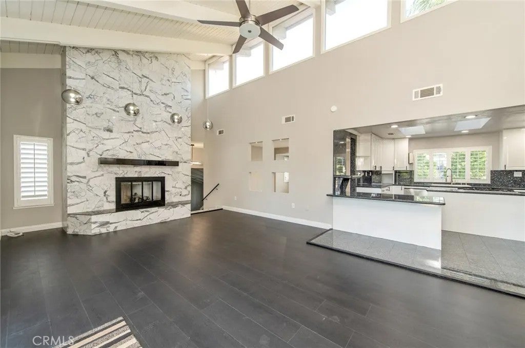 2819 Steeplechase Lane