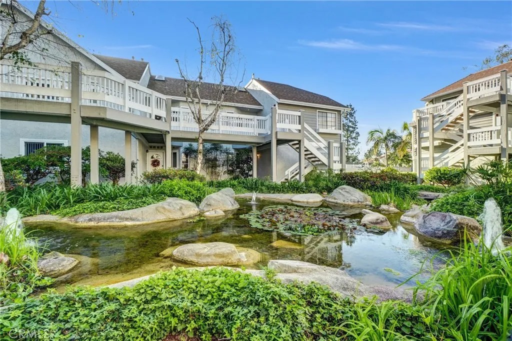 4682 WARNER Avenue C304