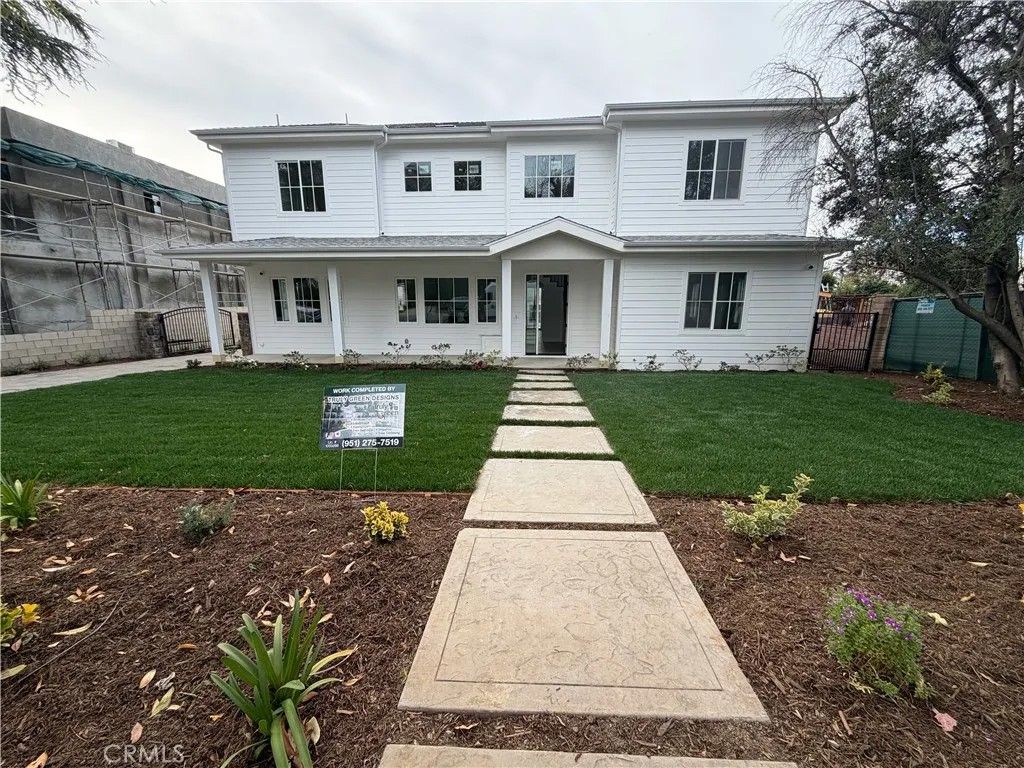 Photo of 1688 E Mendocino St, Altadena, CA 91001 (MLS # MB26033490)