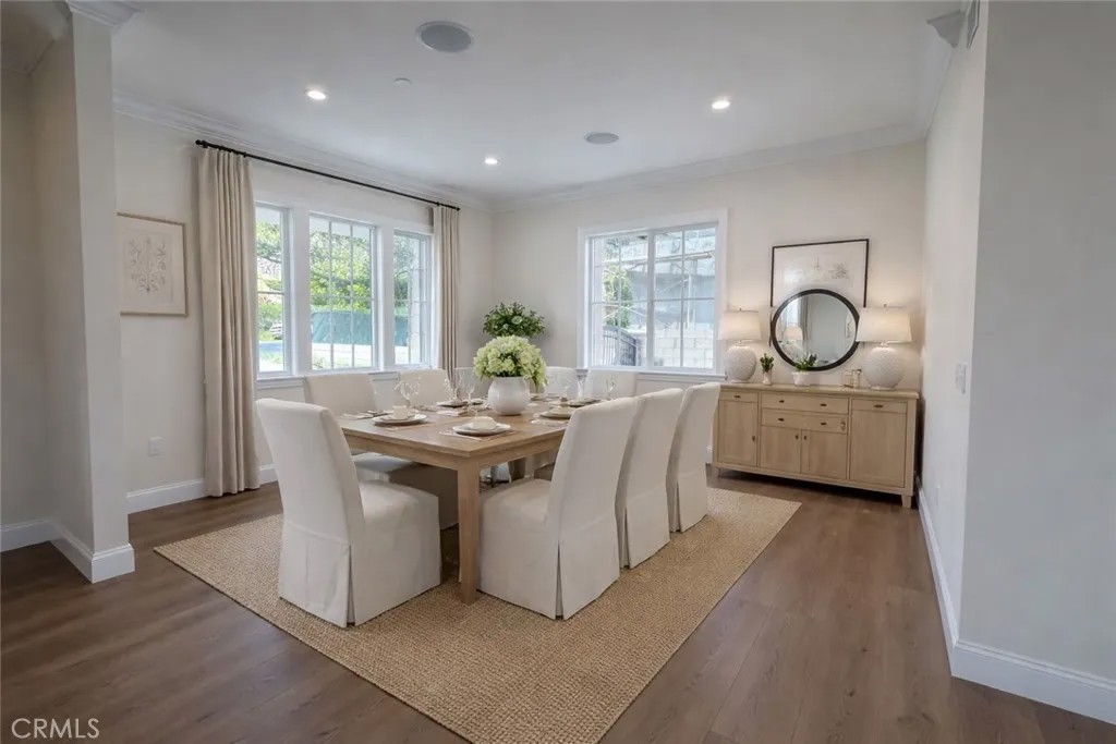 1688 E Mendocino