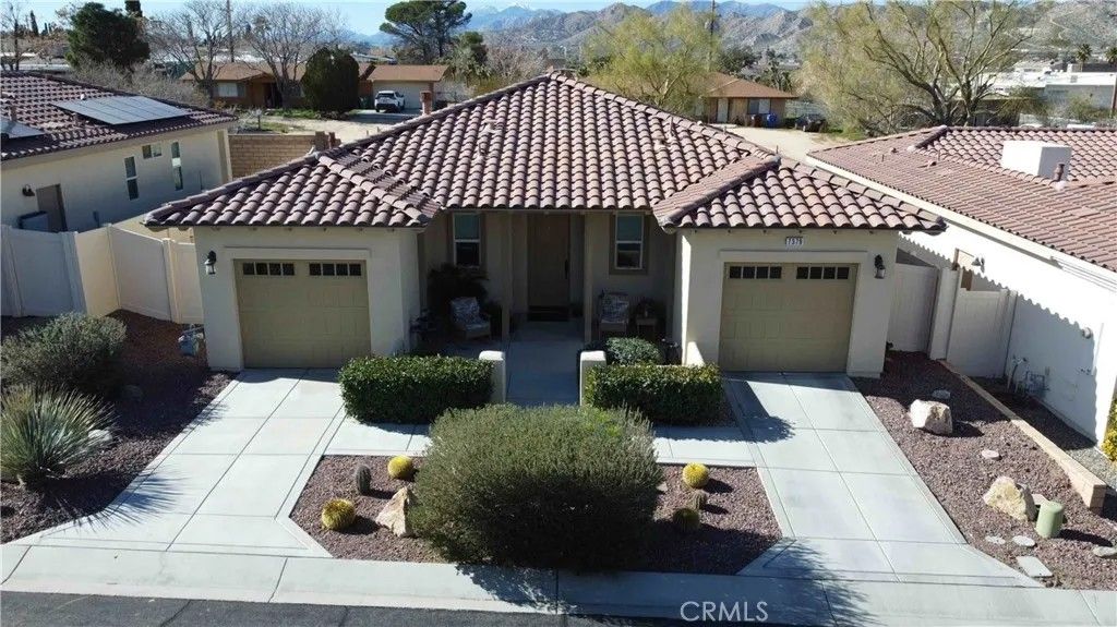 Photo of 7379 Via Real Lane, Yucca Valley, CA 92284 (MLS # JT26014146)