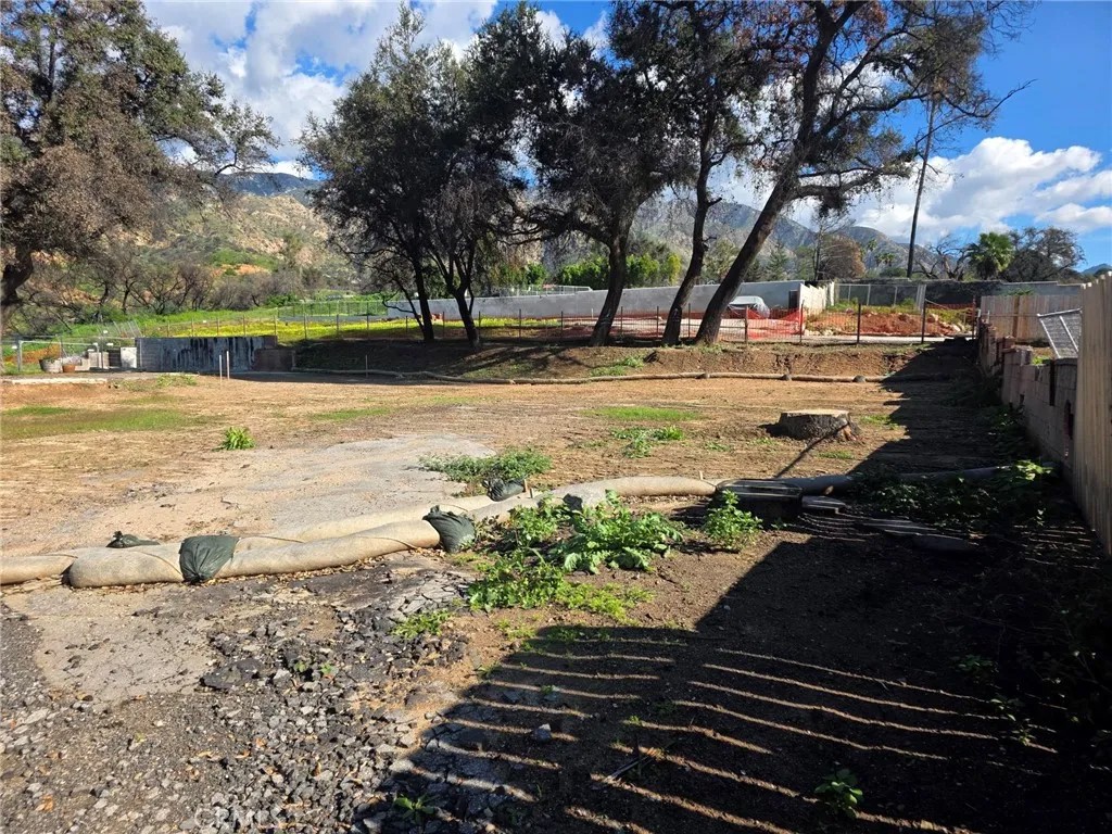 461 W Loma Alta