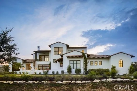 461 W Loma Alta