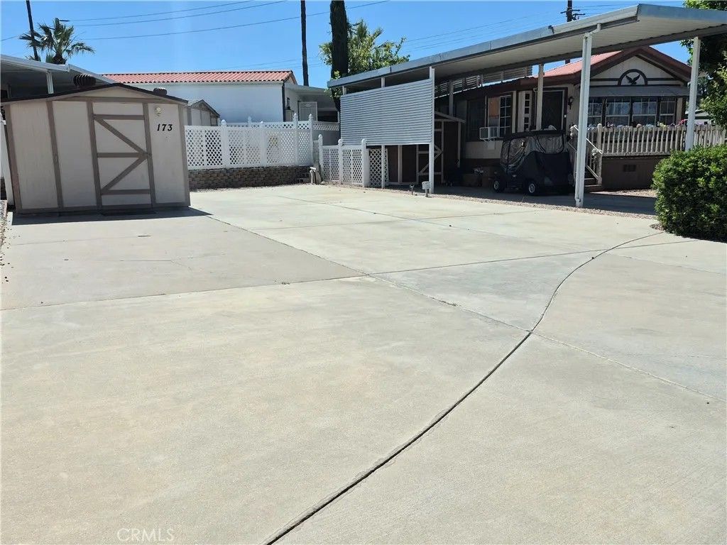 Photo of 1295 S Cawston Ave, Hemet, CA 92545 (MLS # SW26102414)