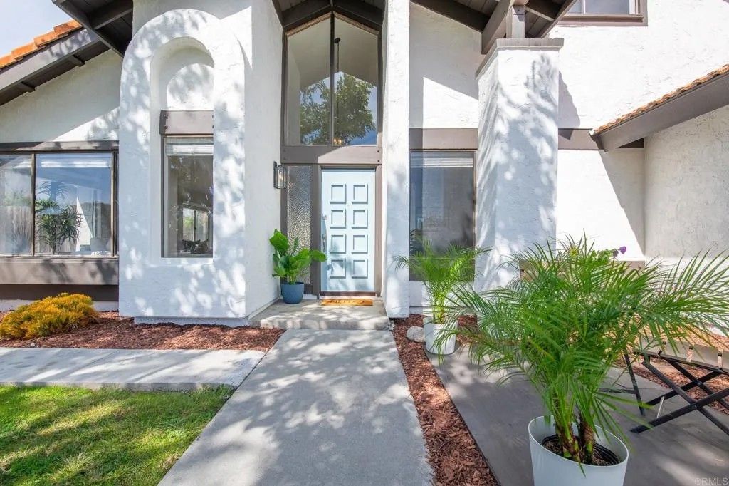 Photo of 2940 Gaviota Circle, Carlsbad, CA 92009 (MLS # NDP2601848)