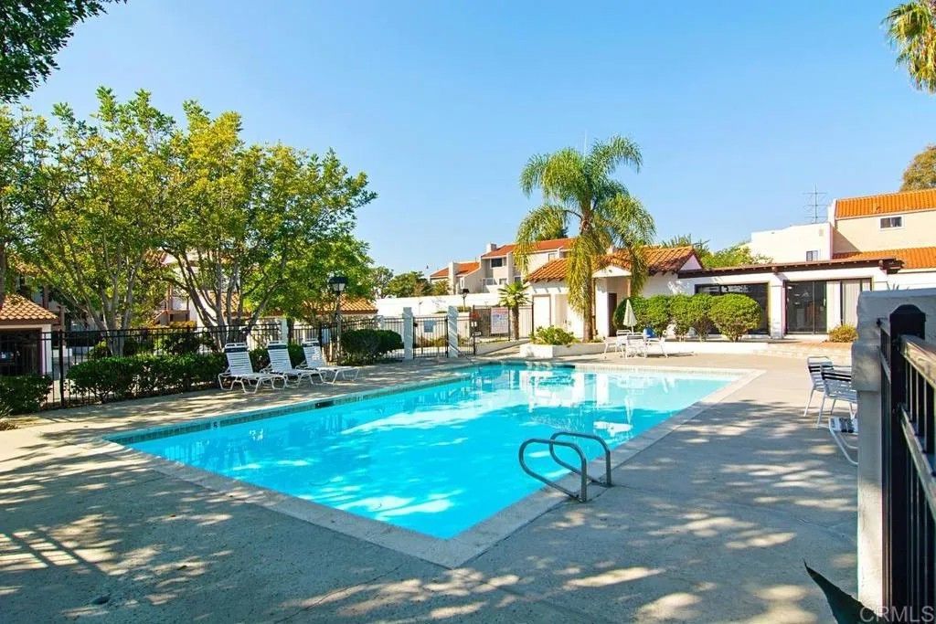 Photo of 6933 Sandpiper Place, Carlsbad, CA 92009 (MLS # NDP2509788)