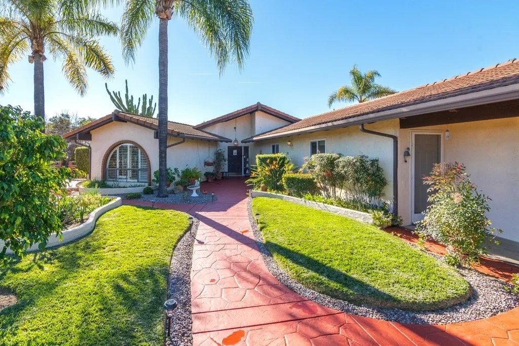 3322 Canonita Drive