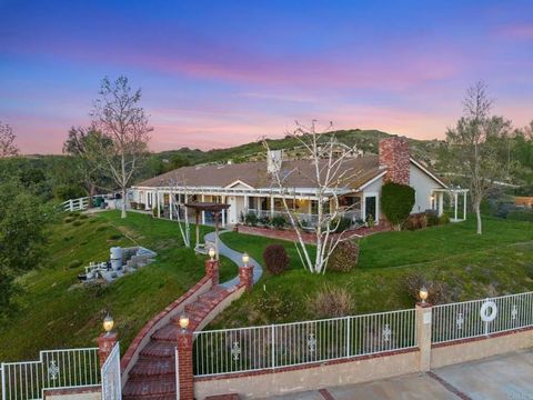 Photo of 40225 Lucero Drive, Temecula, CA 92592 (MLS # NDP2603830)