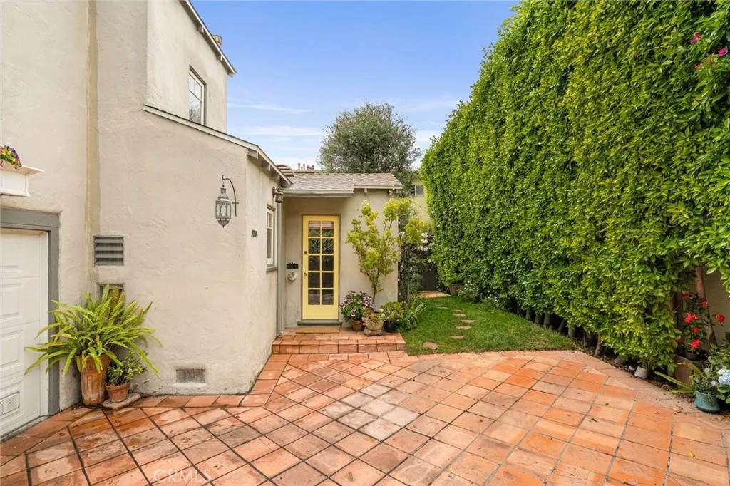 5130 W 20th