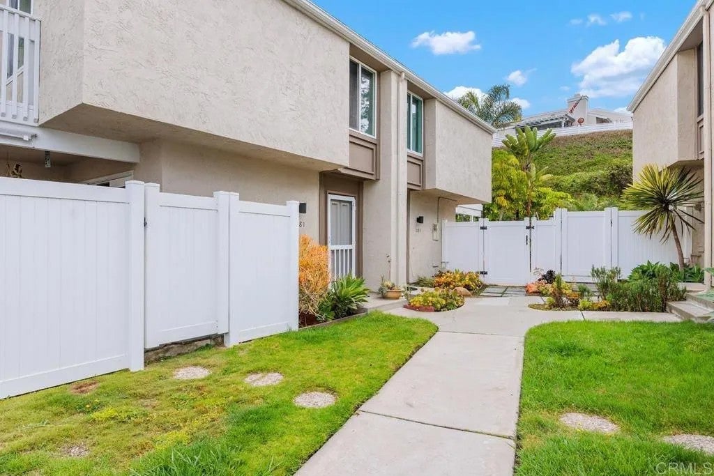 Photo of 1081 Woodlake Dr, Cardiff By The Sea, CA 92007 (MLS # NDP2606966)
