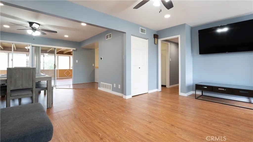 1109 Finegrove