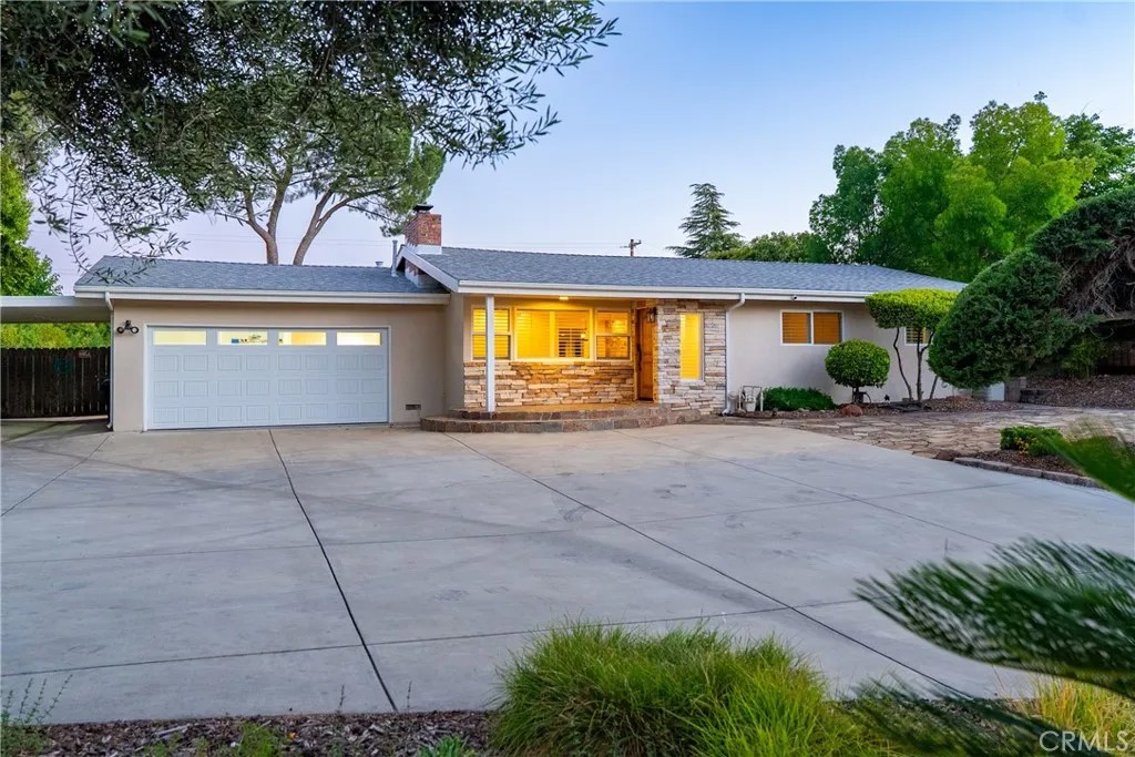 230 Crestline