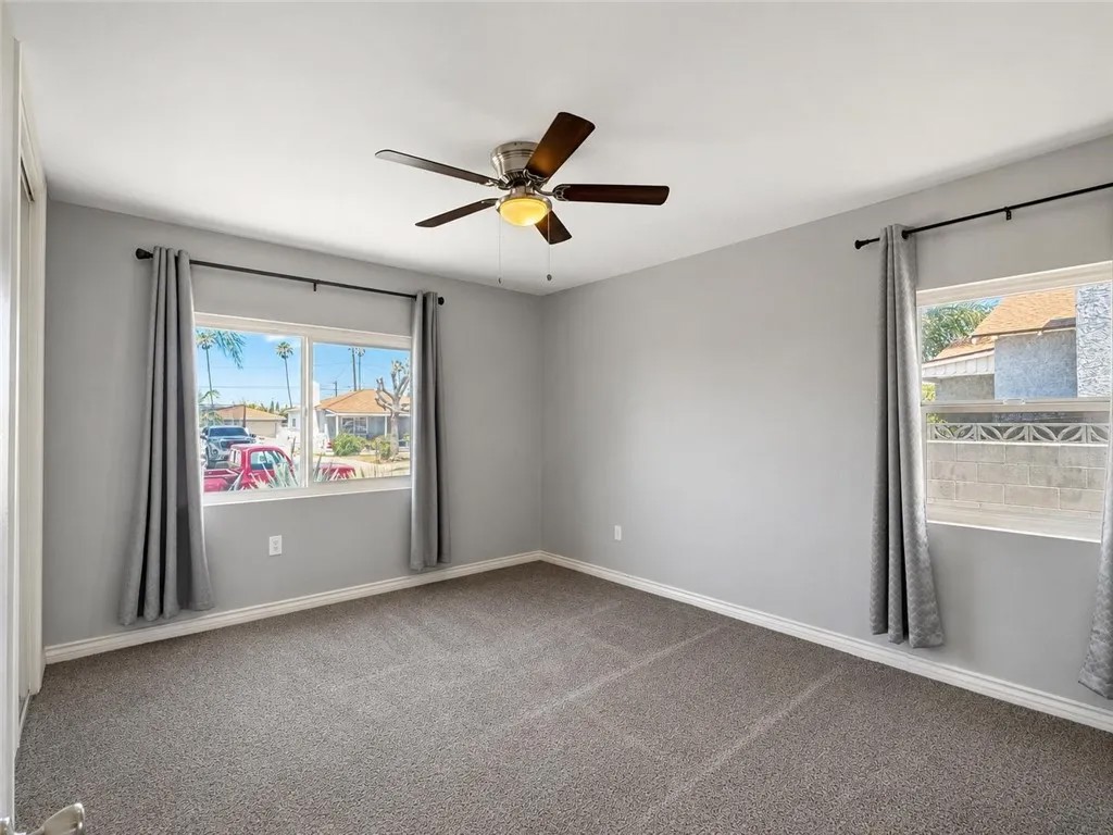 8201 Madrona