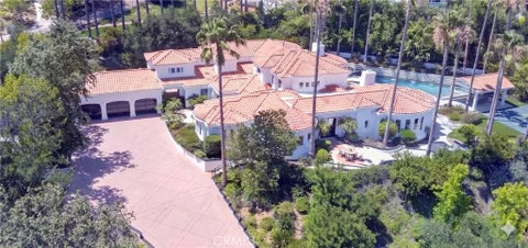 Photo of 1377 Pathfinder Avenue, Westlake Village, CA 91362 (MLS # OC26109606)