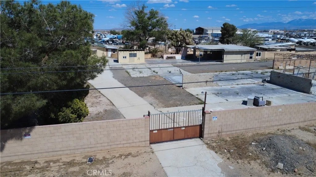 42336 5th Street East