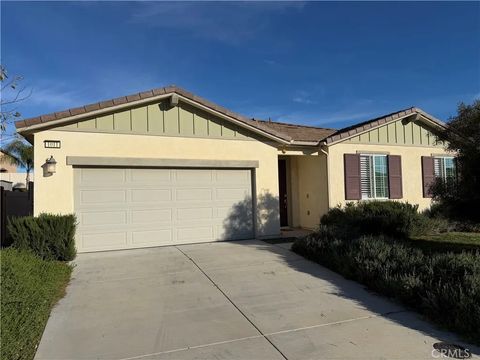 Photo of 1011 Hazel Court, Calimesa, CA 92320 (MLS # IG26036808)