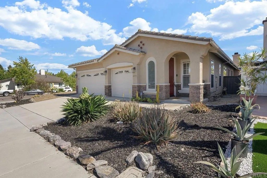 Photo of 1274 W Vaquero Ct, Chula Vista, CA 91910 (MLS # PTP2604781)