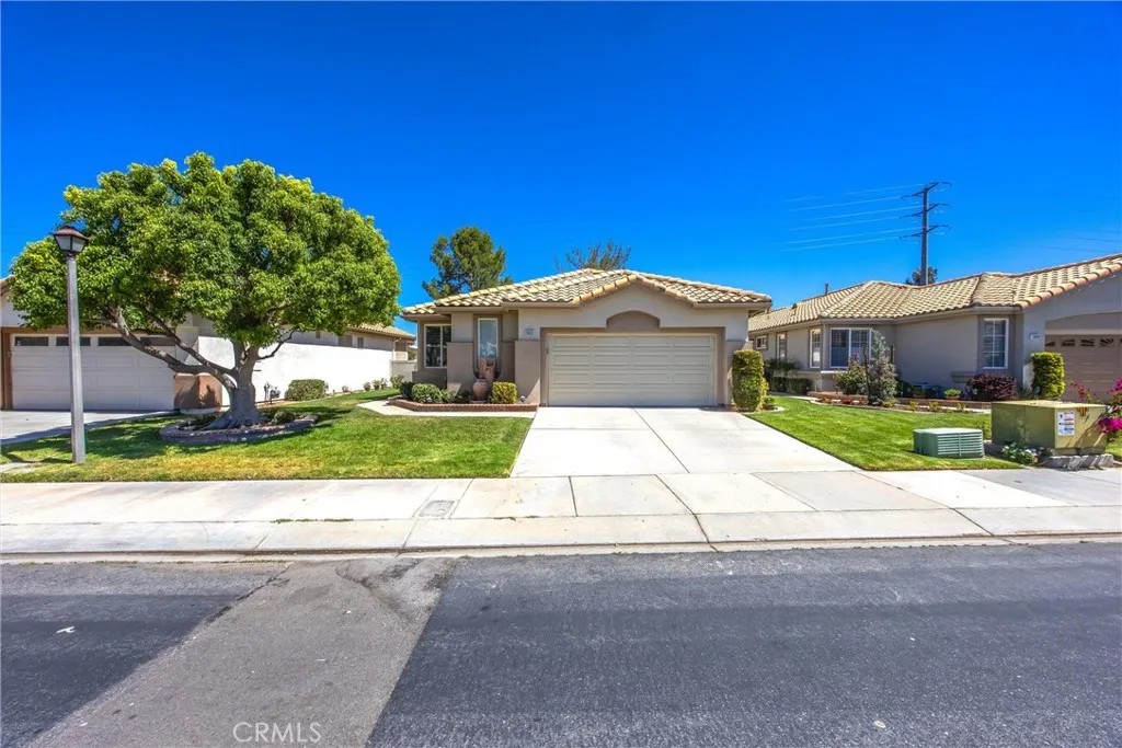 6099 Turnberry