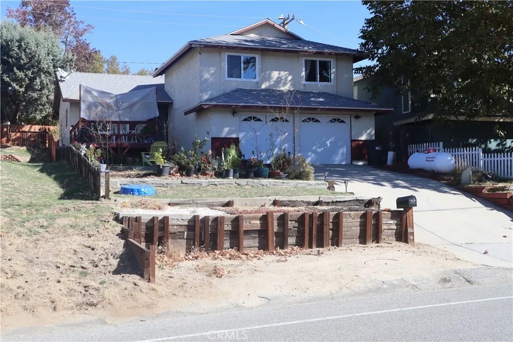 14955 Elizabeth Lake