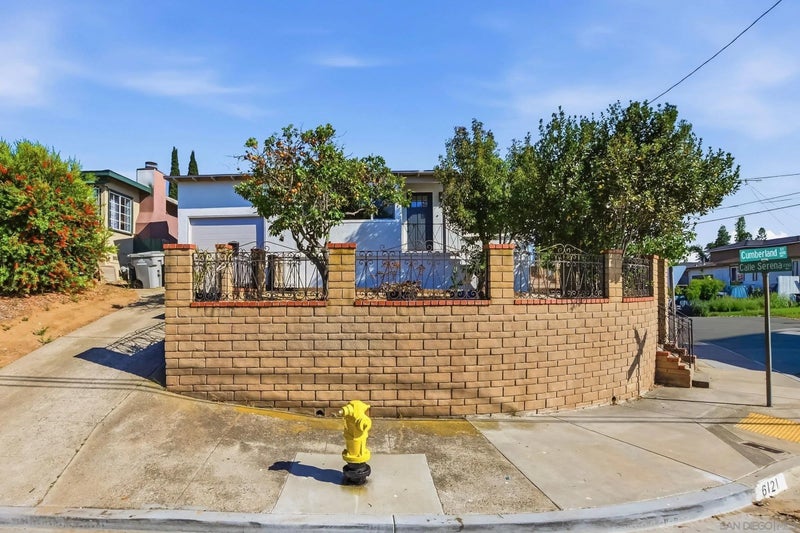 6121 Cumberland St