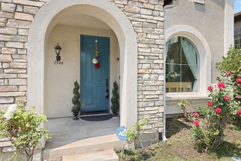 Photo of 1546 Quiet Trail Dr, Chula Vista, CA 91915 (MLS # PTP2600305)