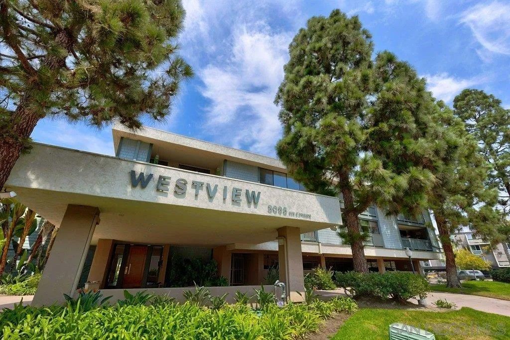 Photo of 3098 Rue d'Orleans #226, San Diego, CA 92110 (MLS # 250042740)